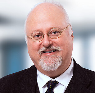 Portrait Sebastian Von Bomhard